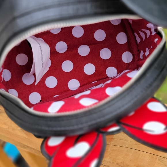 Minnie Mouse Disney Loungefly Backpack - Picture 5 of 10